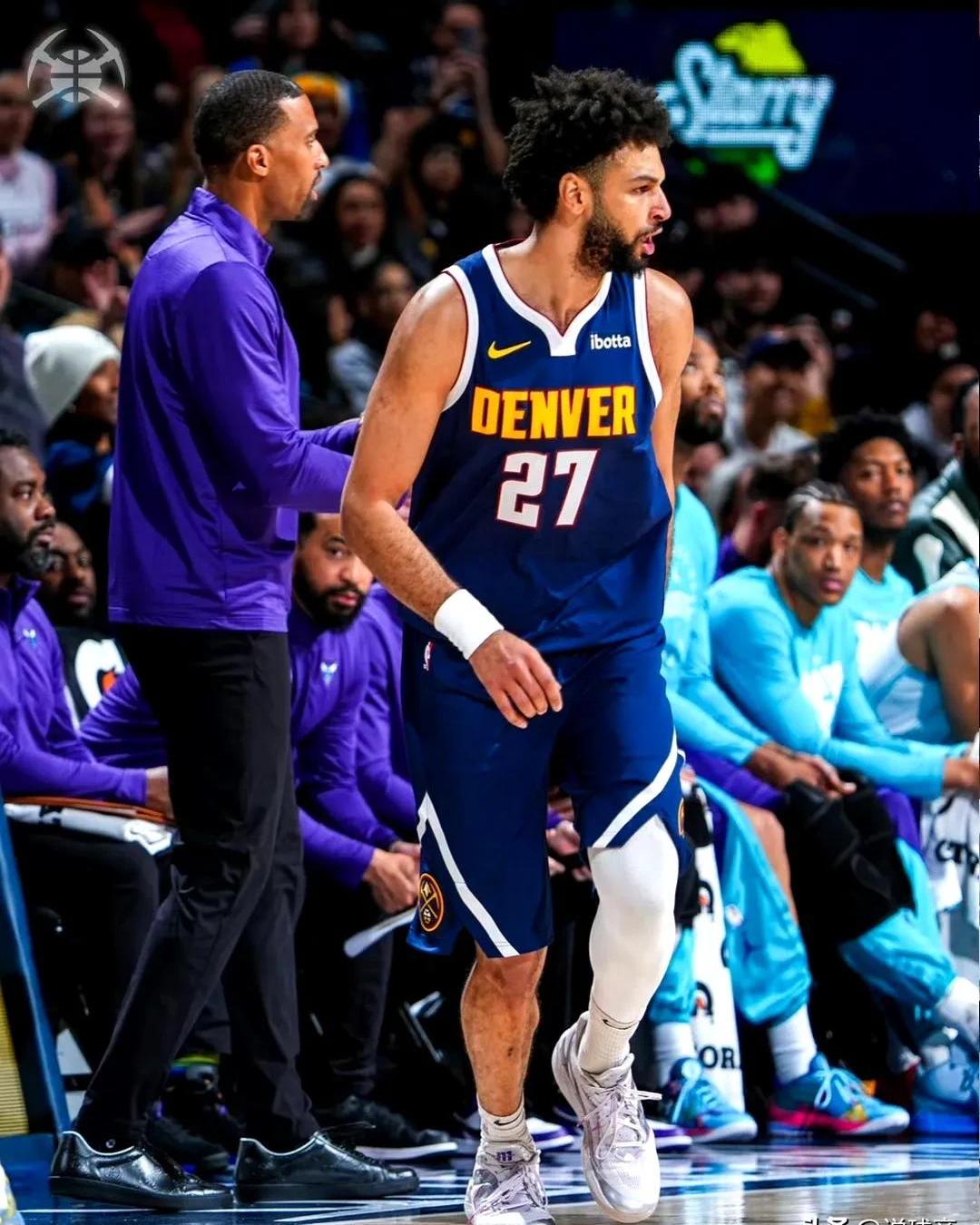 爱游戏足球体育-战术调整引发热议！，穆雷在TL比赛中最后时刻胜出赛场气氛高涨的简单介绍-爱游戏足球体育