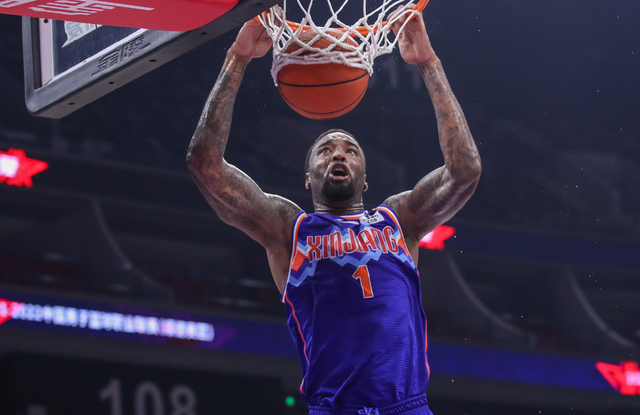 爱游戏足球体育-赛前欧篮联焦点战，深圳男篮更衣室发声，话题不断，资深球员宣示担当-爱游戏足球体育